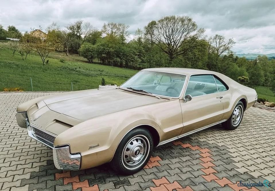 1966' Oldsmobile Toronado photo #1