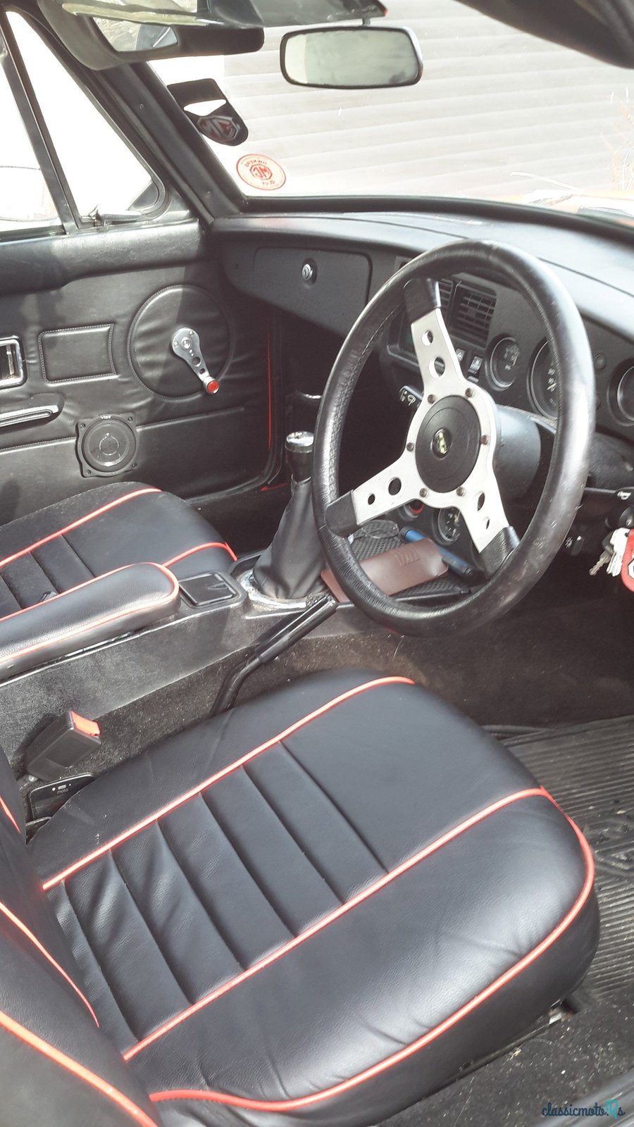 1978' MG Mgbgt photo #4