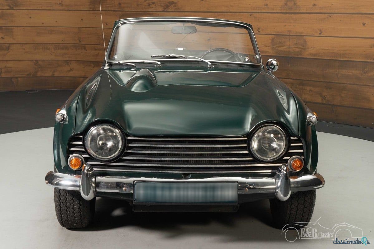 1968' Triumph TR250 photo #5
