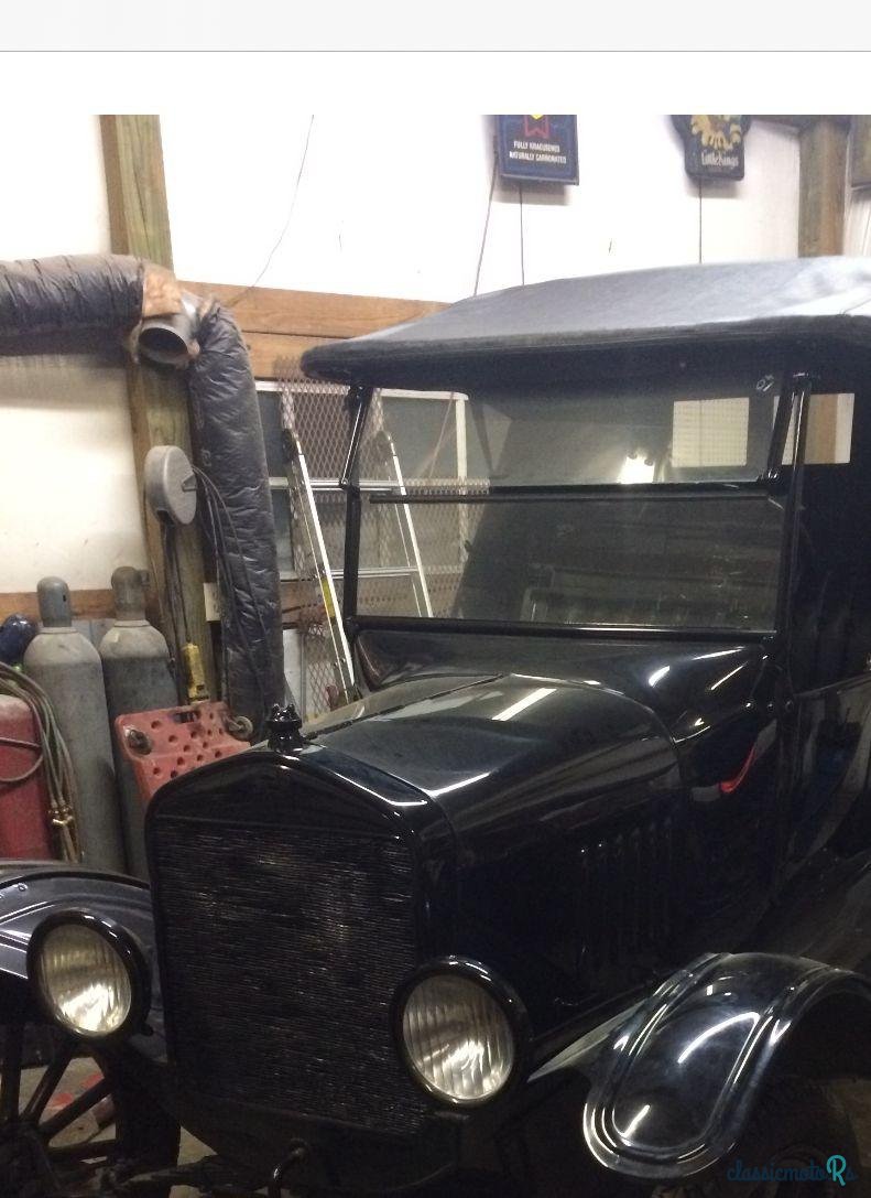 1924' Ford Model T photo #1