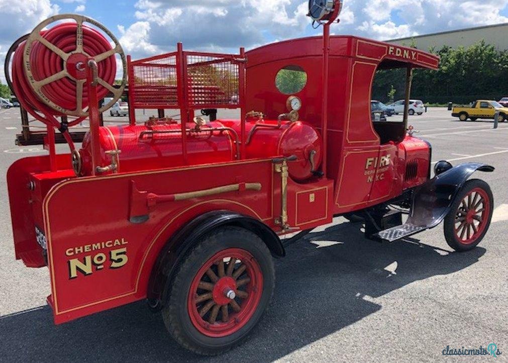 1925' Ford Model T Fire Truck photo #4