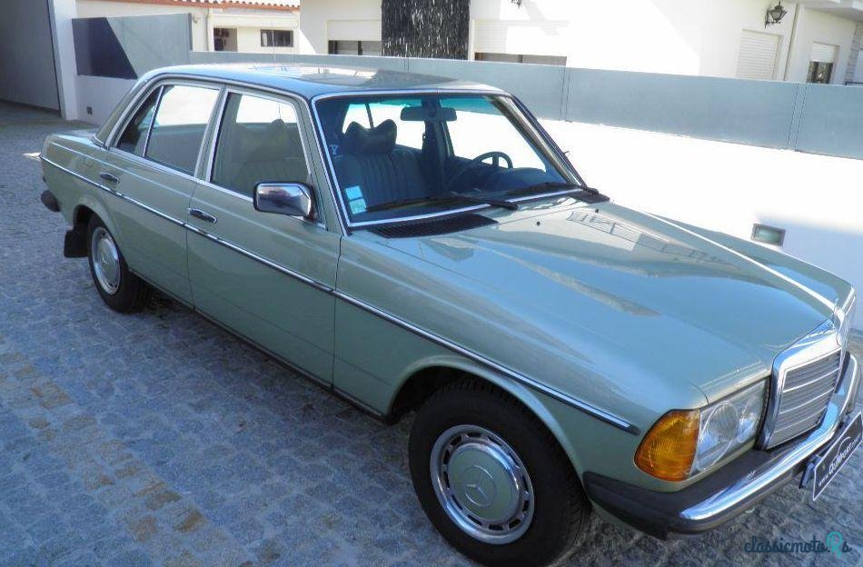 1979' Mercedes-Benz 300 photo #2
