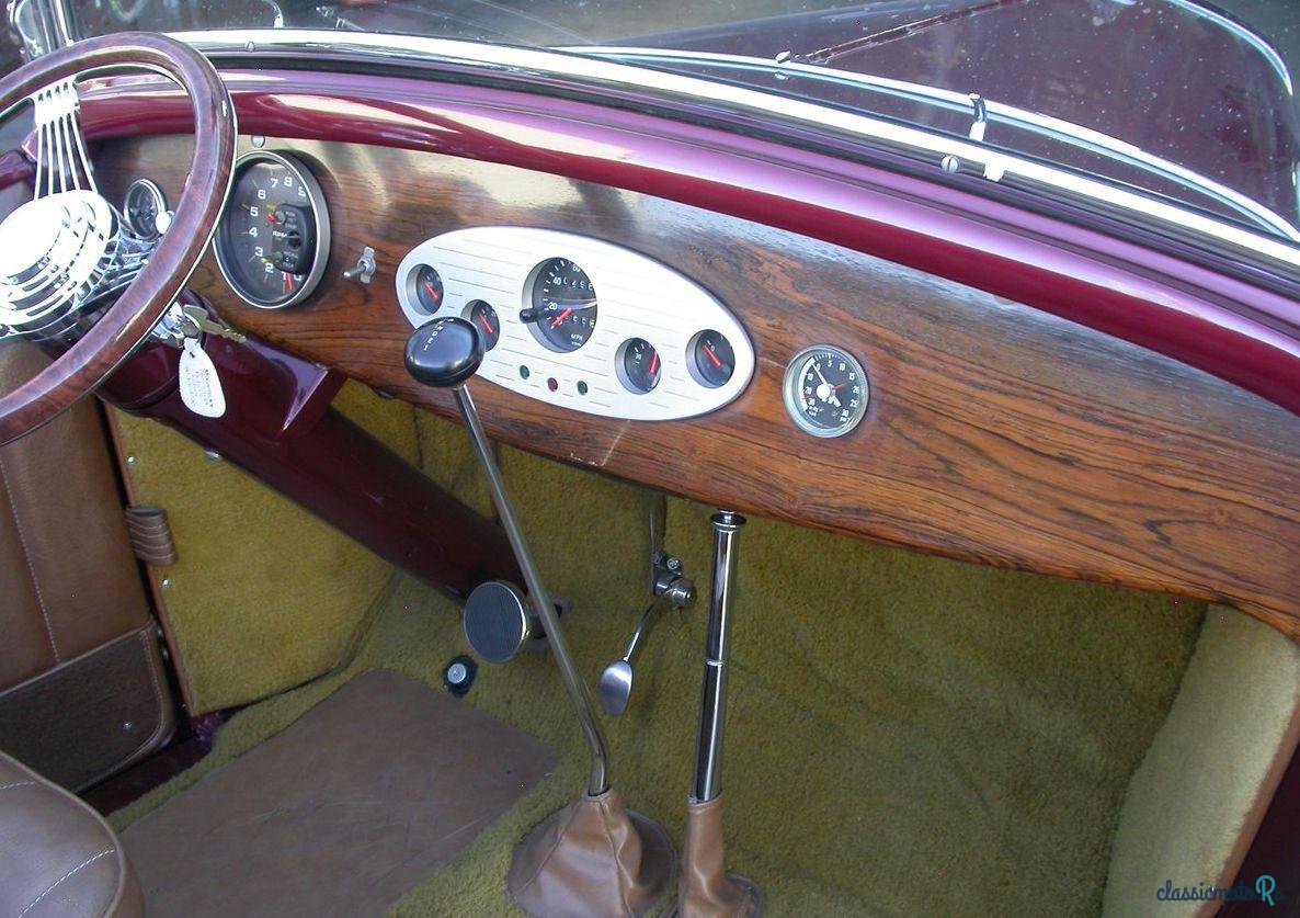 1931' Ford Model A Roadster photo #4