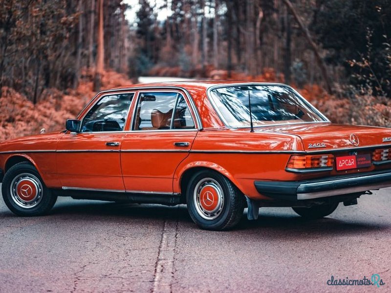 1977' Mercedes-Benz 240 photo #3