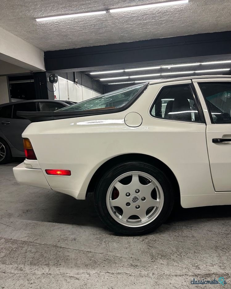 1987' Porsche 944 Standard photo #6