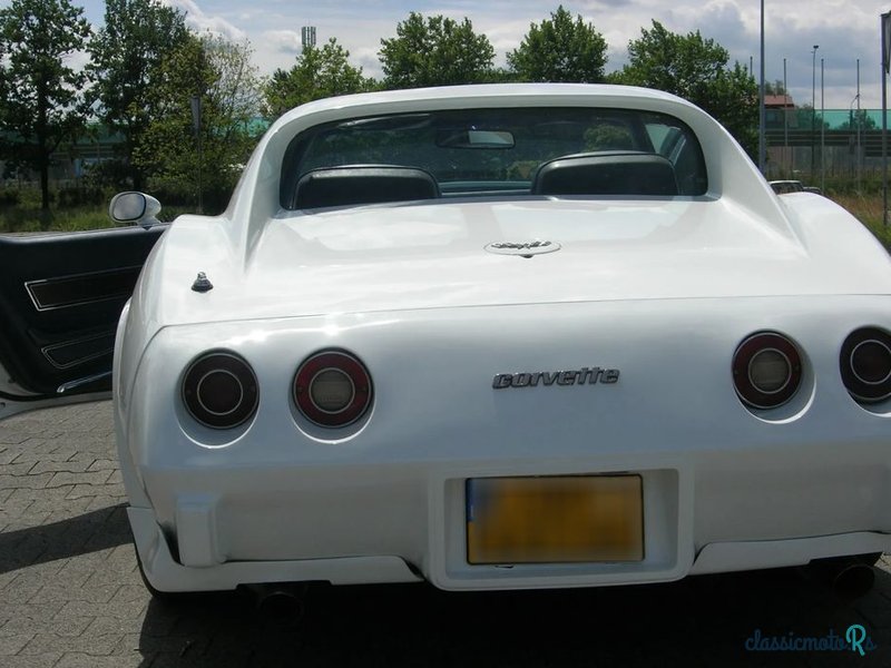 1977' Chevrolet Corvette photo #2