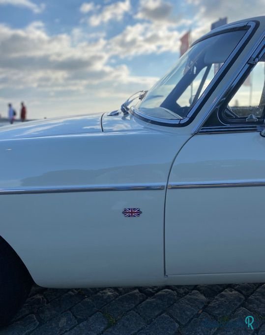1973' MG MGB photo #2