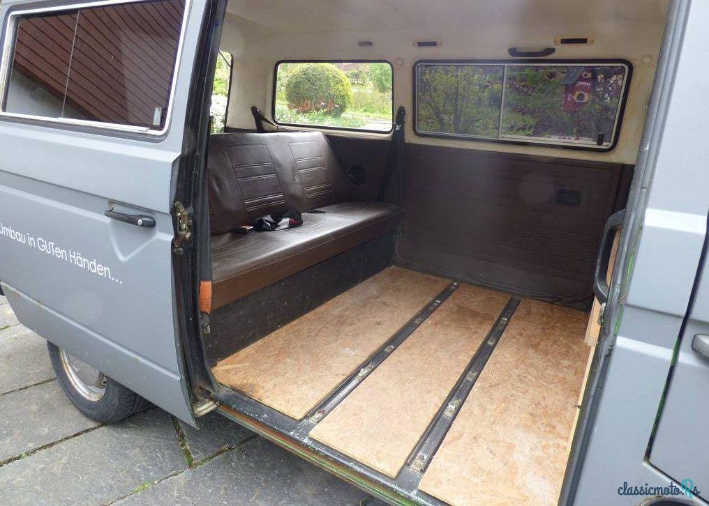1981' Volkswagen Typ 2 photo #1