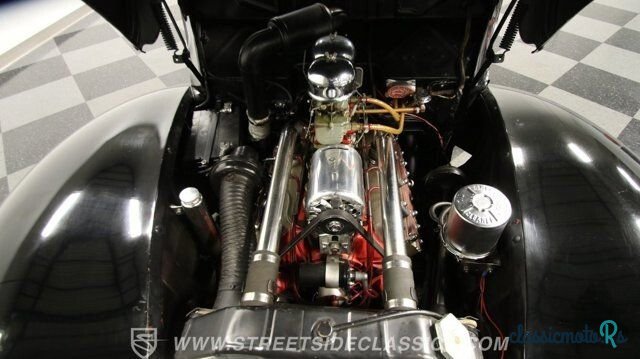 1939' Ford Deluxe photo #4
