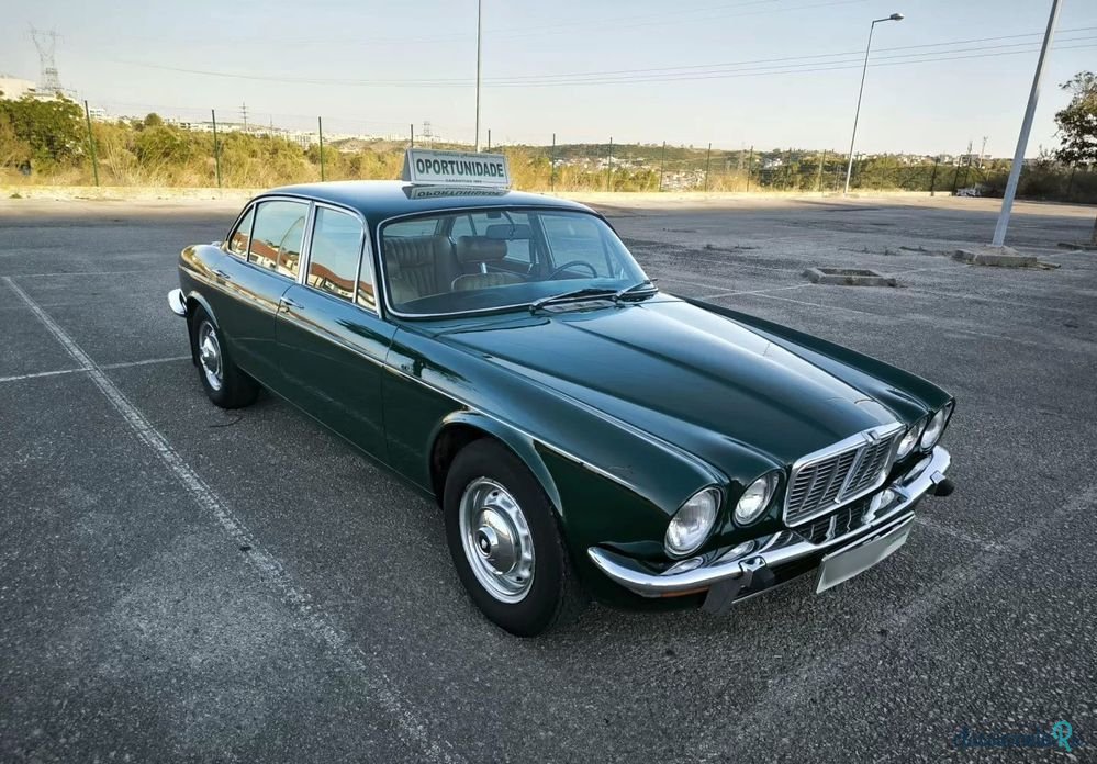 1976' Jaguar XJ photo #4