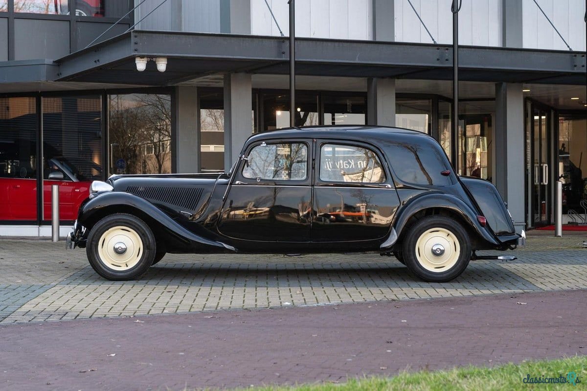 1952' Citroen B11 photo #2