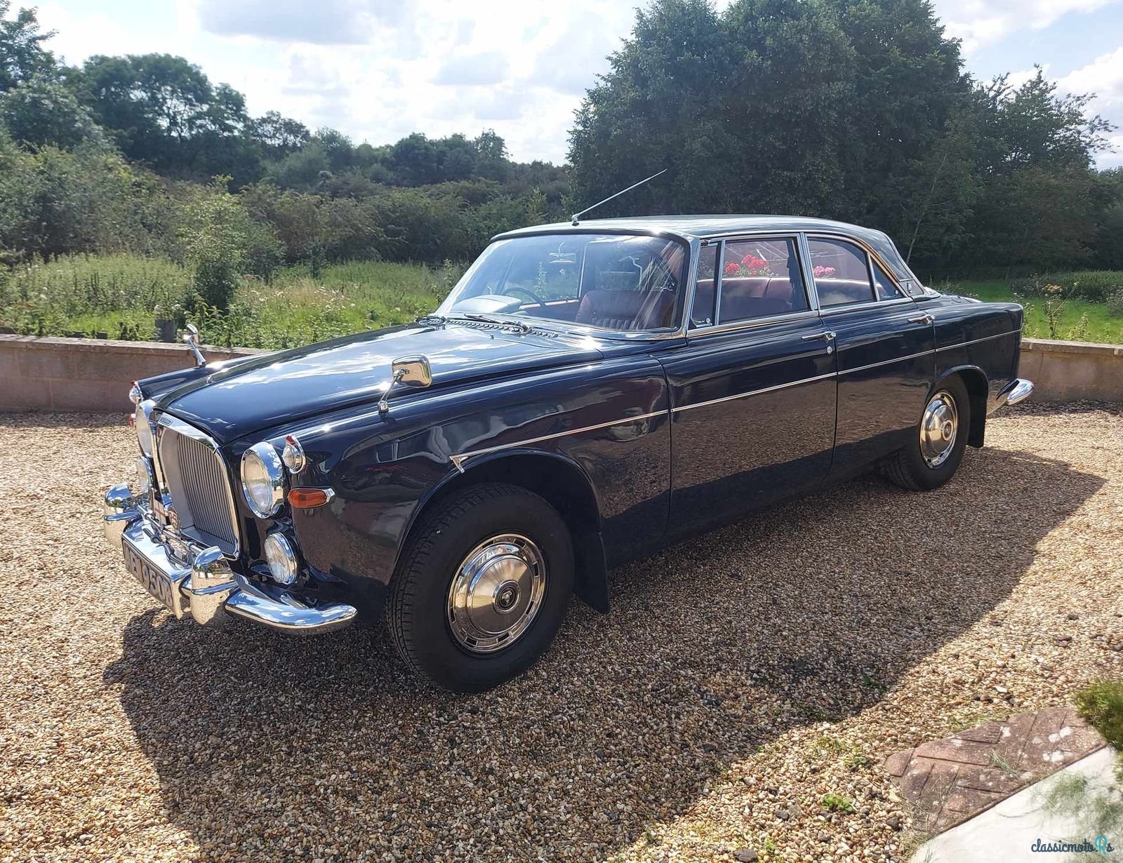 1964' Rover 3 Litre photo #4