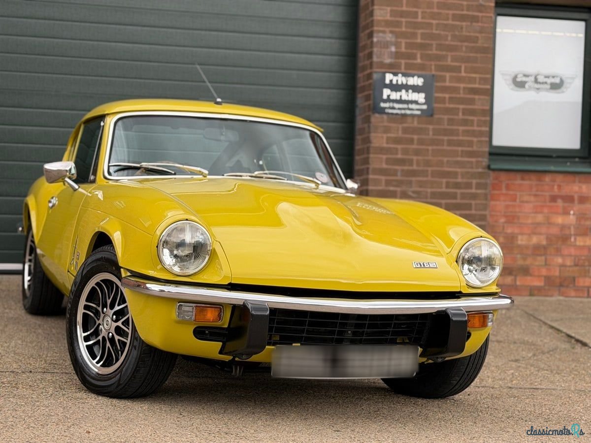 1973' Triumph GT6 photo #1