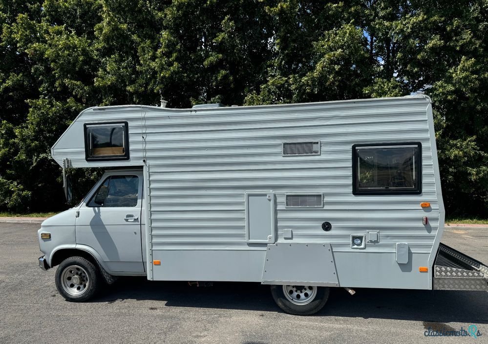 1978' Chevrolet G30 photo #6