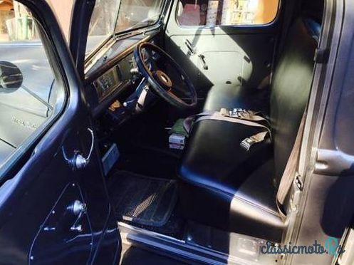 1940' Ford Pickup Gray photo #3