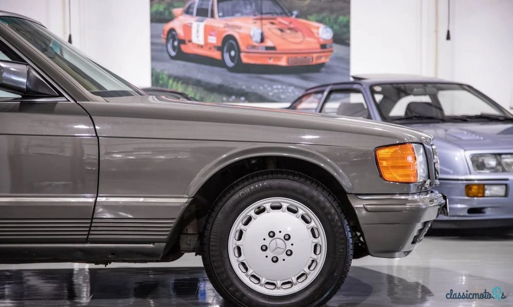 1982' Mercedes-Benz W126 380Sec photo #6