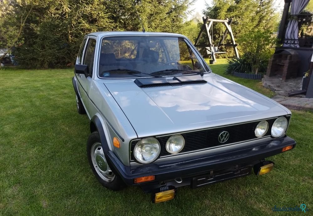 1980' Volkswagen Golf 1.3 C photo #2