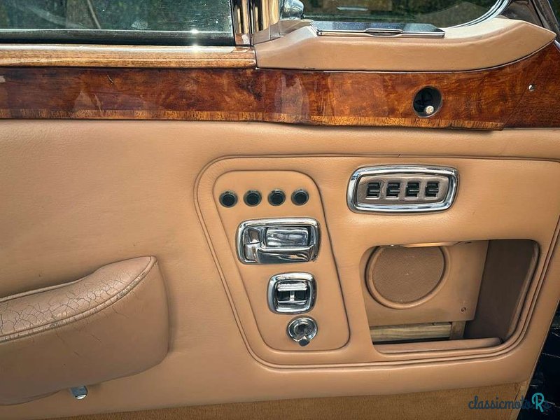 1974' Rolls-Royce Corniche photo #6