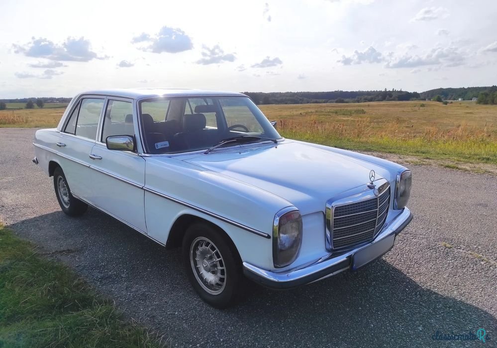 1975' Mercedes-Benz photo #4