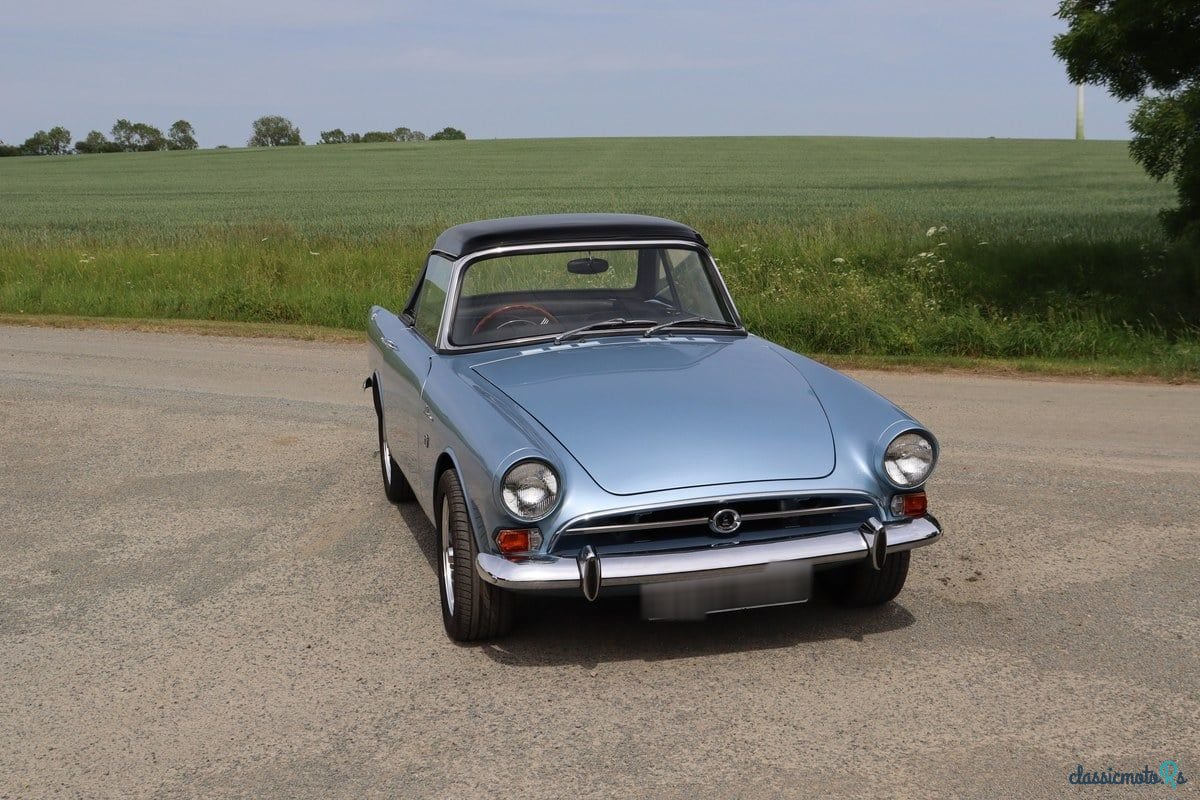 1967' Sunbeam Alpine photo #4