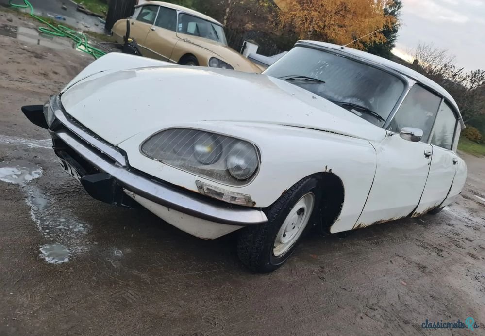 1960' Citroen DS photo #2