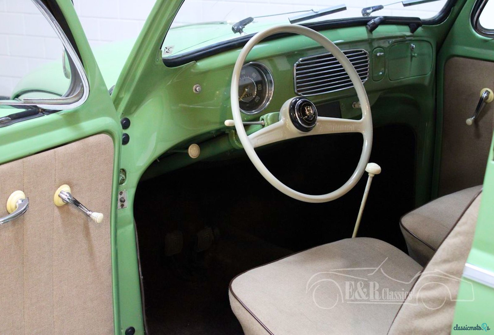 1953' Volkswagen Beetle photo #2