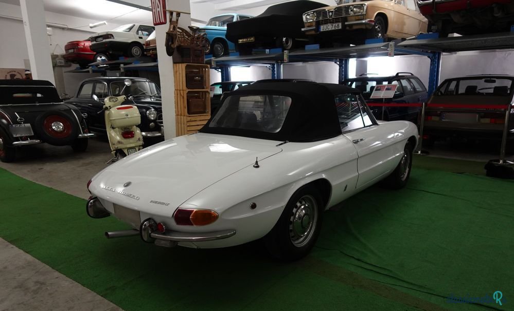 1969' Alfa Romeo Spider photo #5