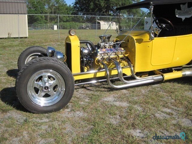1923' Ford photo #6