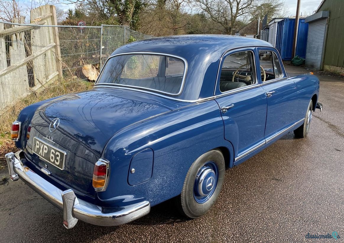 1959' Mercedes-Benz 219 Ponton photo #2