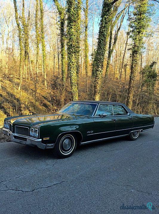 1970' Oldsmobile Ninety-Eight photo #2