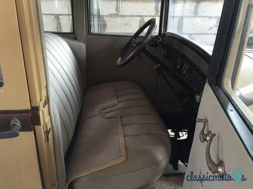 1929' Plymouth Model U 1929R photo #2