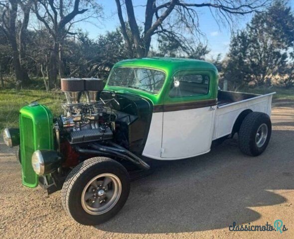1935' Ford Pickup photo #1