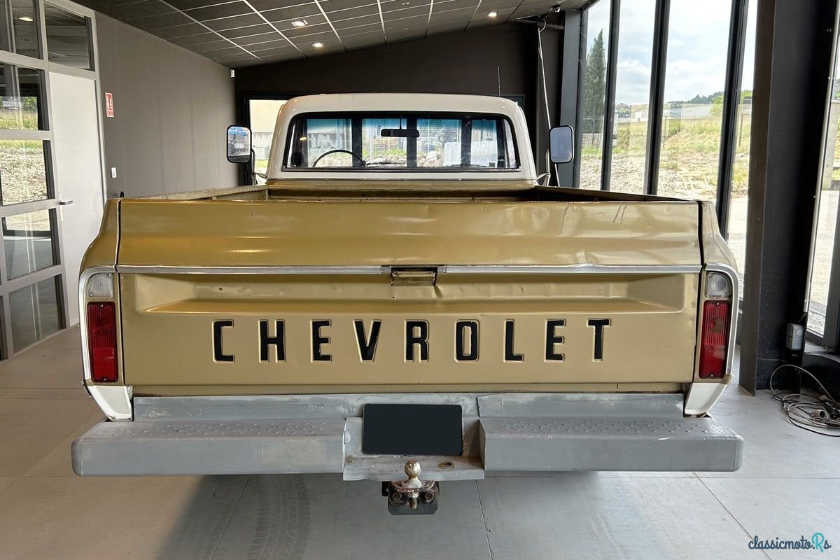 1968' Chevrolet C20 photo #5
