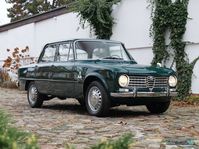 1967' Alfa Romeo Giulia photo #3