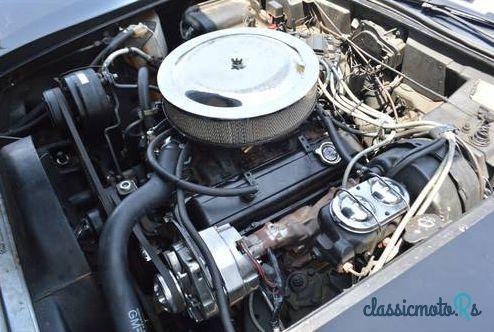 1977' Chevrolet Corvette C3 Stingray photo #1