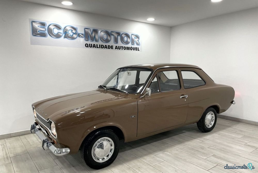 1971' Ford Escort photo #5