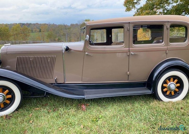 1933' Auburn Model 8-101 photo #2