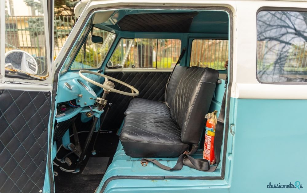 1973' Volkswagen Transporter photo #5