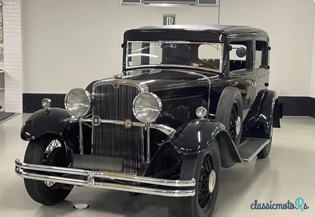 1930' Nash Eight Sedan photo #1