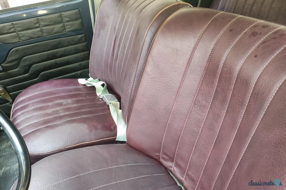 1967' Renault 8 photo #2