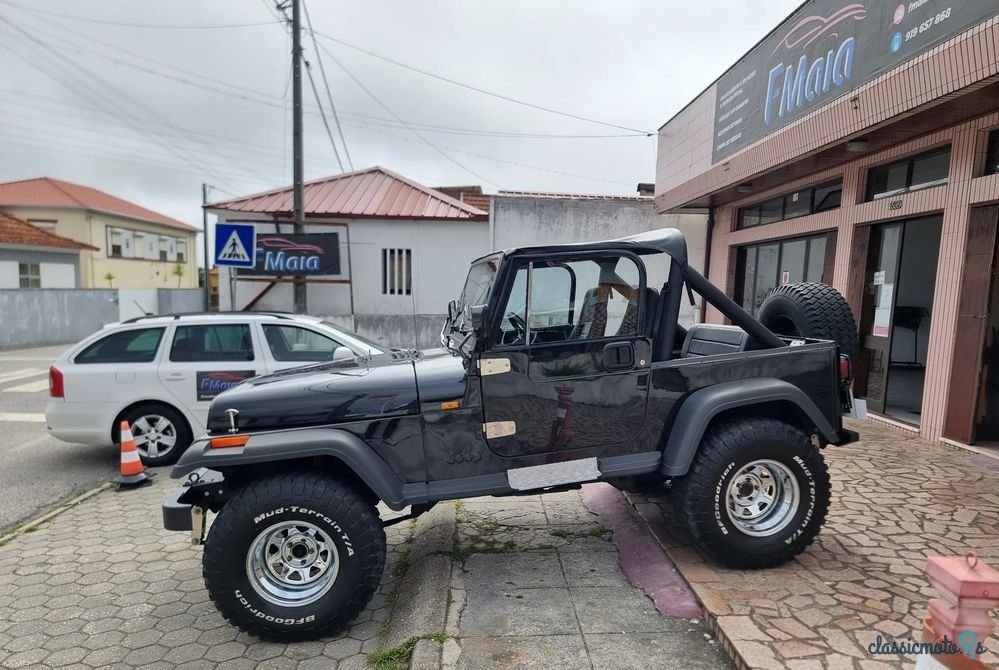 1989' Jeep Wrangler photo #5