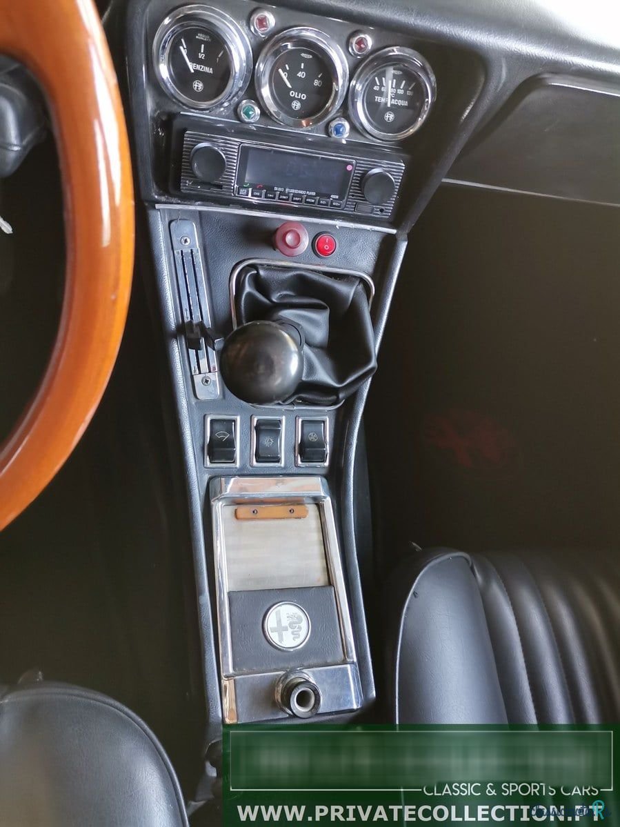 1972' Alfa Romeo 2000 photo #4