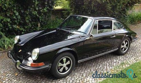 1969' Porsche 911 2.2T Coupe photo #1