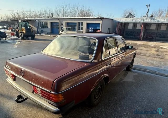 1980' Mercedes-Benz W123 photo #5