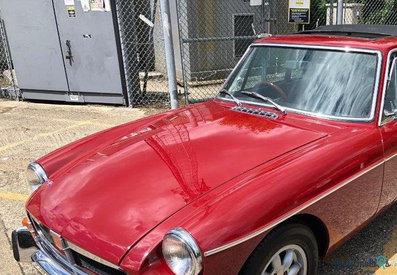 1973' MG Mgb Gt photo #1