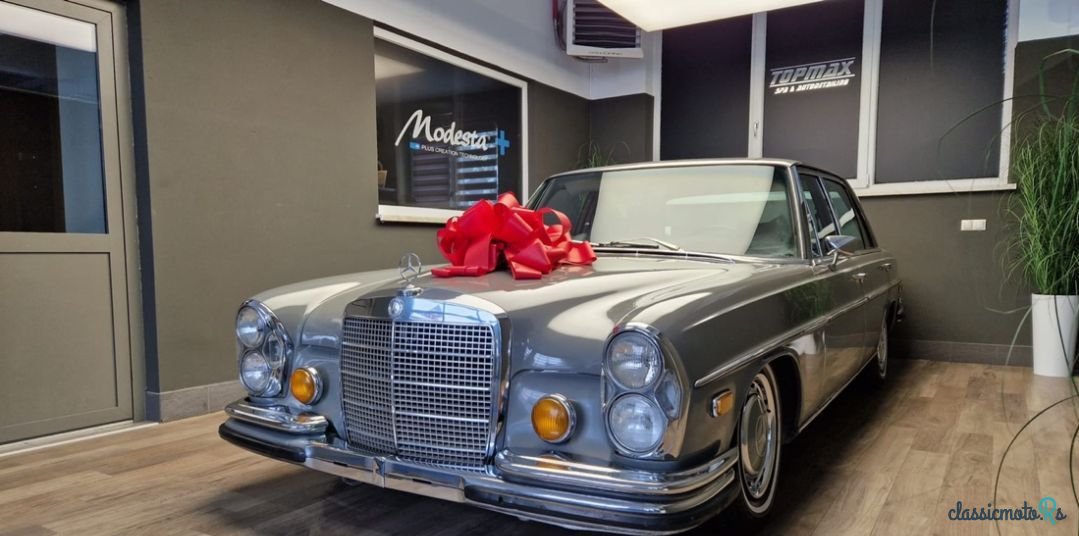 1971' Mercedes-Benz W109 300SEL photo #1