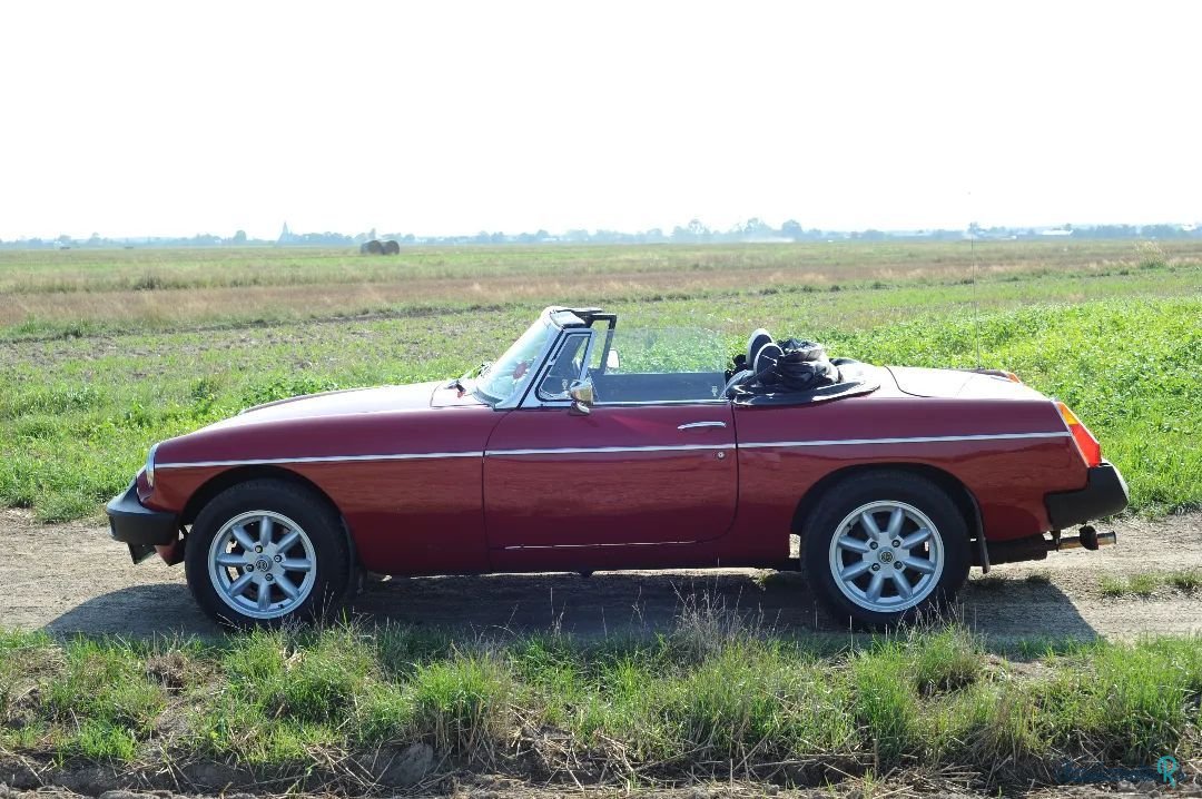 1977' MG MGB photo #4