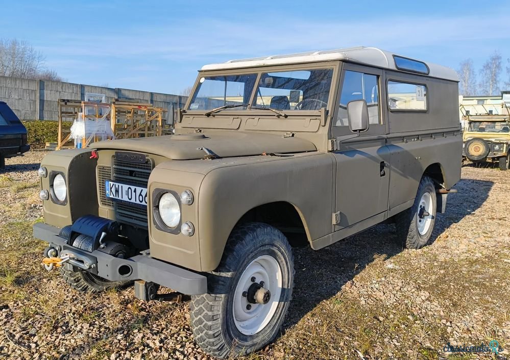 1975' Land Rover photo #2