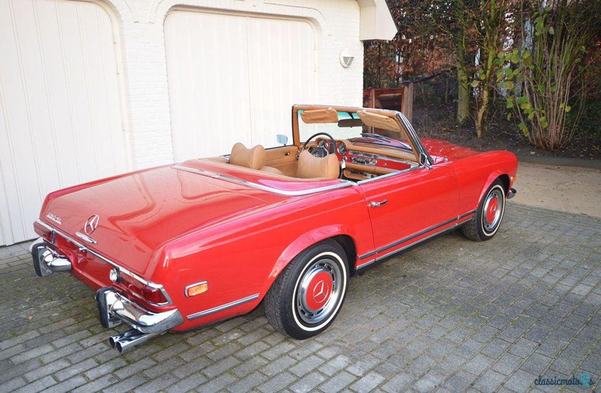 1969' Mercedes-Benz 280 photo #3