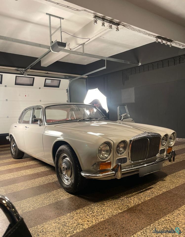 1970' Daimler Sovereign photo #1